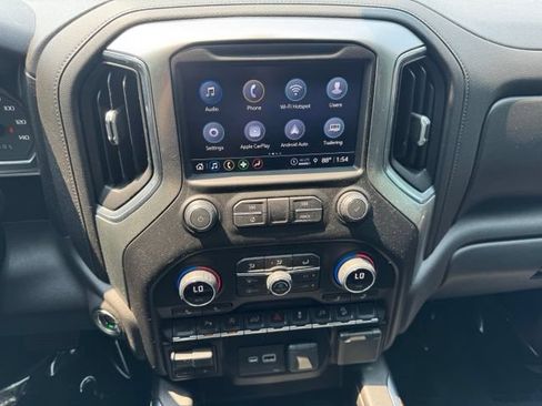 Certified 2021 Chevrolet Silverado 1500 LT Trail Boss w/ Convenience Package II AWD/4WD image 17