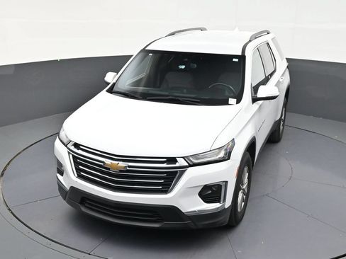 Used 2023 Chevrolet Traverse LT FWD image 19
