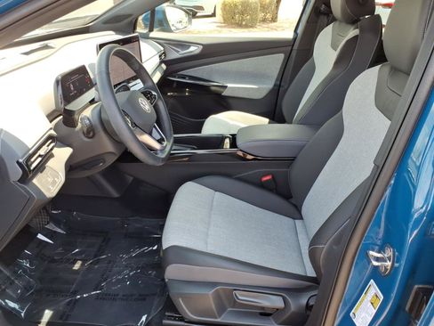 Certified 2025 Volkswagen ID.4 Pro RWD image 19