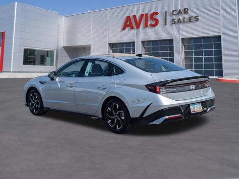 Used 2025 Hyundai Sonata SEL FWD image 9