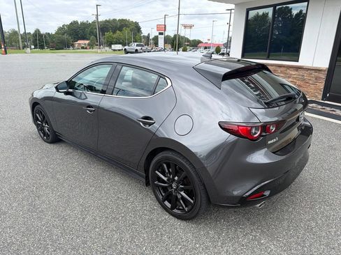 Used 2025 MAZDA MAZDA3 2.5 S Hatchback w/ Premium Pkg FWD image 7