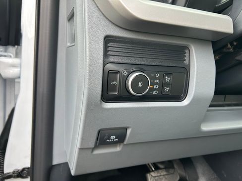 New 2026 Ford F550 4x4 Crew Cab image 22