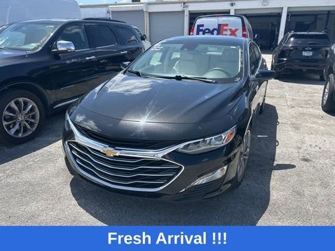 Used 2024 Chevrolet Malibu LT image 3