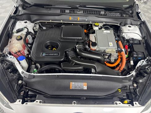 Used 2018 Ford Fusion S image 25