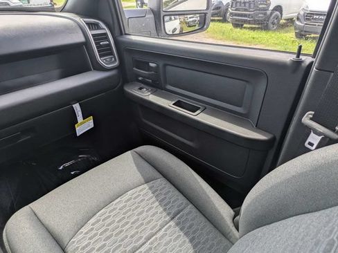 New 2026 RAM 5500 Tradesman w/ Chrome Appearance Group AWD/4WD image 15