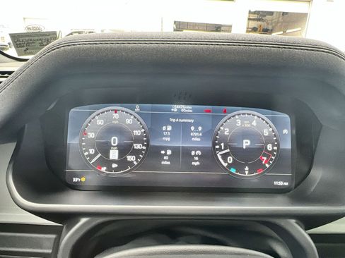 Used 2021 Land Rover Defender 110 X-Dynamic SE image 17