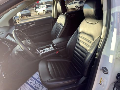 Used 2020 Ford Edge SEL image 10