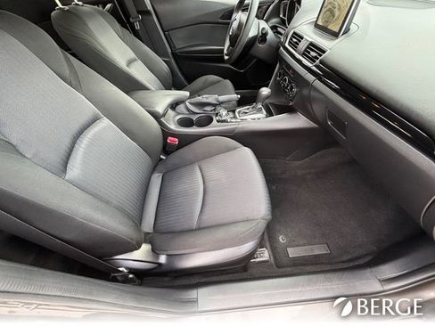 Used 2016 MAZDA MAZDA3 i Sport image 12