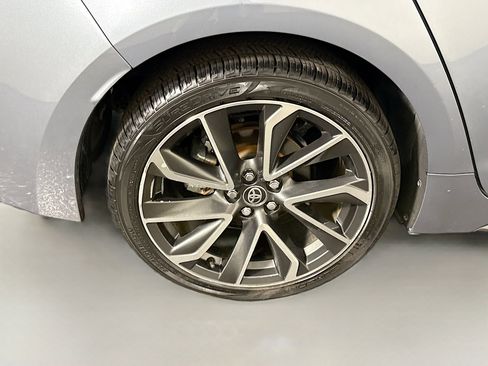 Used 2020 Toyota Corolla SE FWD image 32