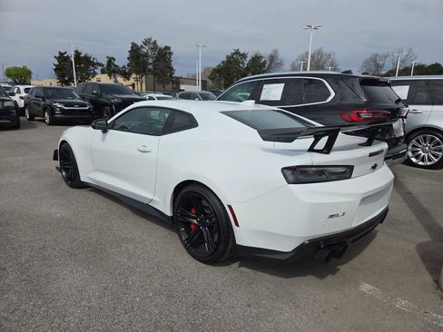 Used 2018 Chevrolet Camaro ZL1 image 3