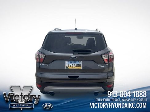 Used 2017 Ford Escape Titanium AWD/4WD image 6