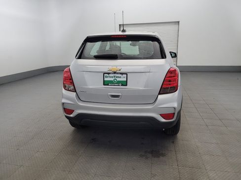 Used 2019 Chevrolet Trax LS image 7