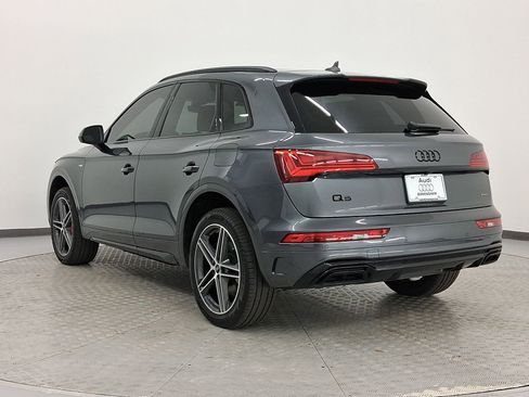 Used 2025 Audi Q5 e Premium Plus image 3