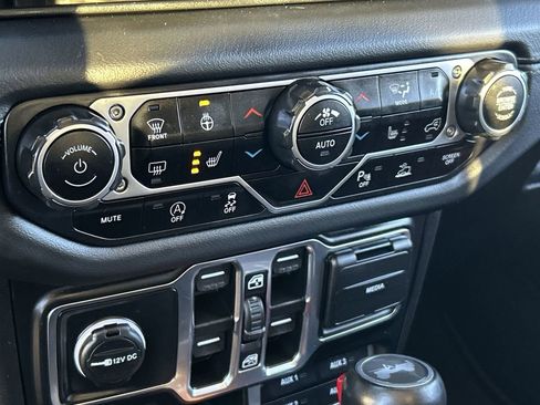 Used 2024 Jeep Wrangler Sahara w/ Technology Group image 24