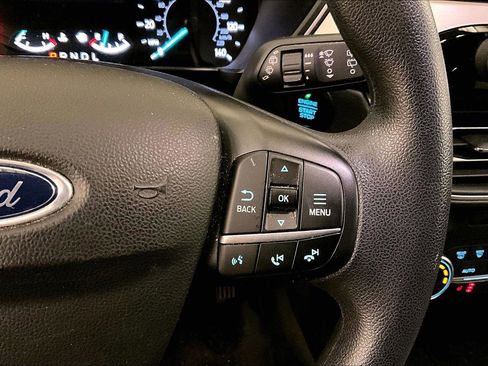 Certified 2020 Ford Escape SE image 18