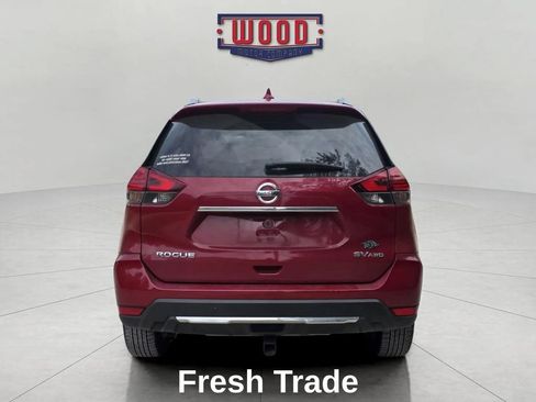 Used 2017 Nissan Rogue SL AWD/4WD image 3