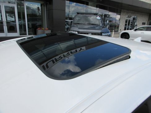 Used 2017 Lexus ES 350 w/ Navigation System Package FWD image 16