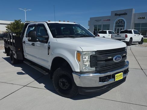 Used 2017 Ford F350 XL w/ Power Equipment Group AWD/4WD image 3