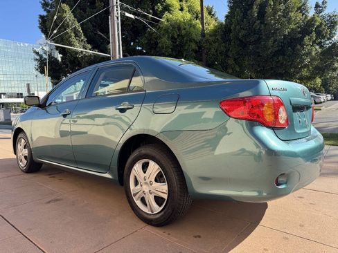 Used 2010 Toyota Corolla LE w/ All Weather Guard Pkg FWD image 3