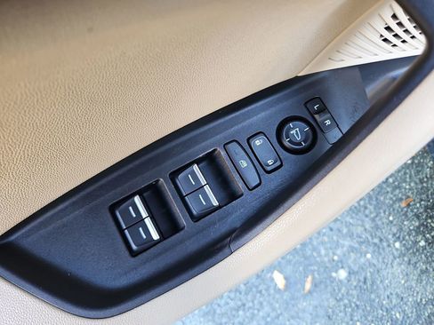 Used 2021 Acura TLX image 29