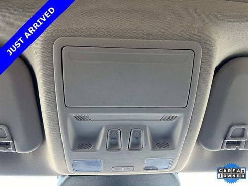 Used 2020 Ford Escape SE FWD image 35