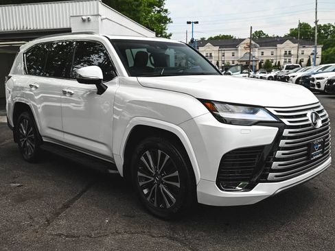 Used 2024 Lexus LX 600 4WD w/ Interior Upgrade Package image 3