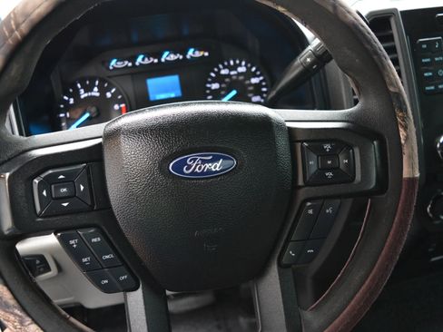 Used 2017 Ford F250 XL w/ XL Value Package image 17