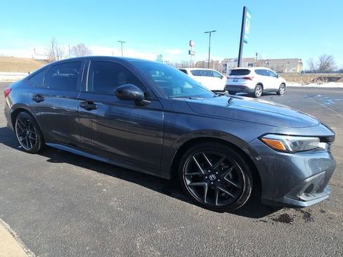 Certified 2024 Honda Civic Sport image 2