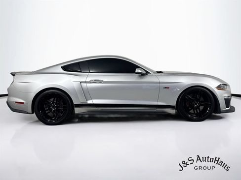 Used 2019 Ford Mustang GT Premium w/ GT Performance Package RWD image 8