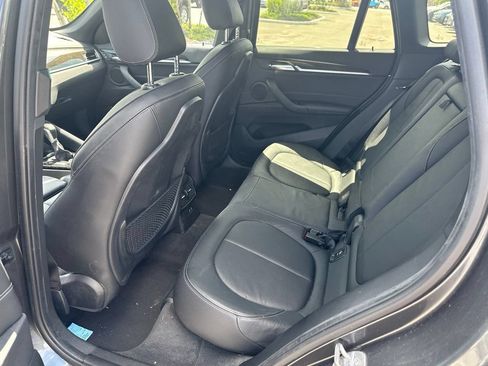 Used 2018 BMW X1 xDrive28i w/ M Sport Package AWD/4WD image 14