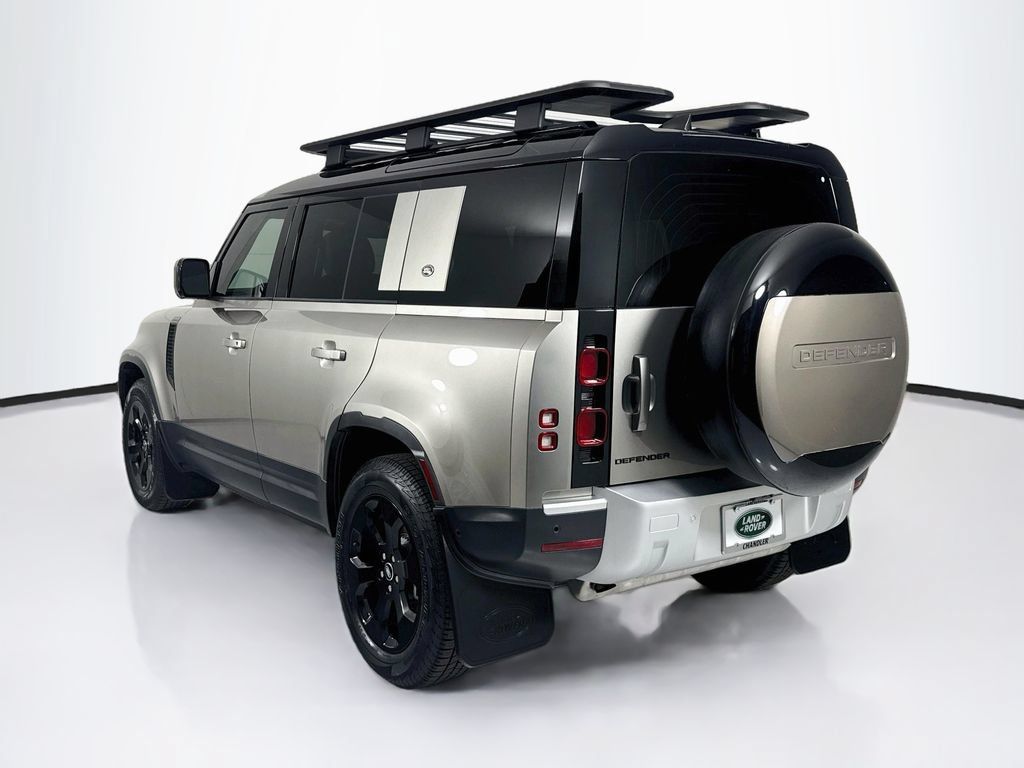 Used 2024 Land Rover Defender 110 S AWD/4WD image 7