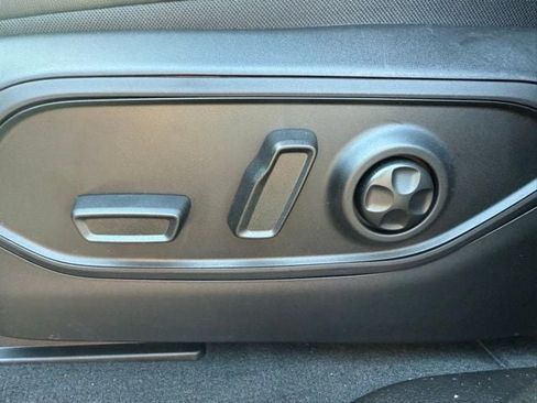 New 2025 Jeep Grand Cherokee L Altitude image 11