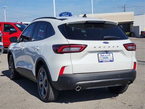 Used 2025 Ford Escape ST-Line w/ Tech Pack #1 image 7
