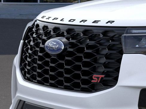 New 2026 Ford Explorer ST image 18