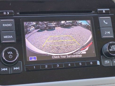 Used 2022 Honda HR-V LX image 23