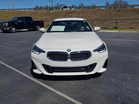 Used 2023 BMW 230i Coupe image 2