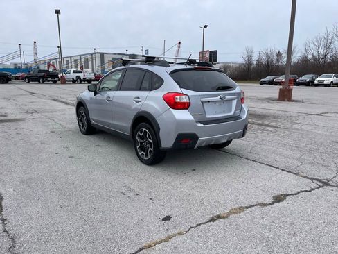 Used 2017 Subaru Crosstrek 2.0i Premium image 3