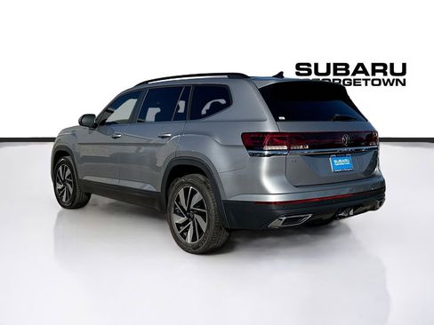 Used 2024 Volkswagen Atlas SE image 5