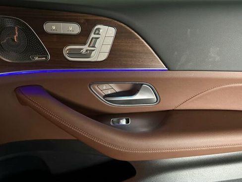 Certified 2025 Mercedes-Benz GLE 350 4MATIC image 21