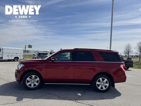 Used 2020 Ford Expedition XLT w/ Equipment Group 202A image 5