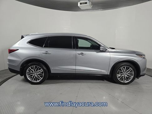 Used 2024 Acura MDX SH-AWD w/ Advance Package image 9