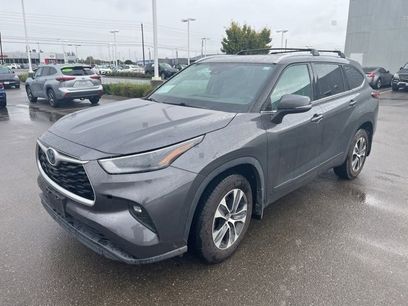 Used 2022 Toyota Highlander XLE