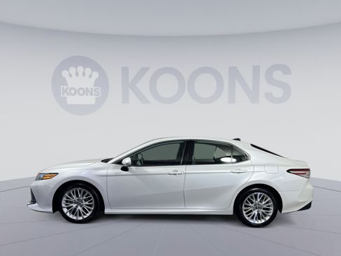 Used 2019 Toyota Camry XLE w/ Driver Assist Package FWD image 7