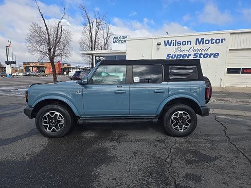 Used 2021 Ford Bronco Outer Banks image 8