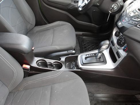 Used 2014 Ford Fiesta SE FWD image 16