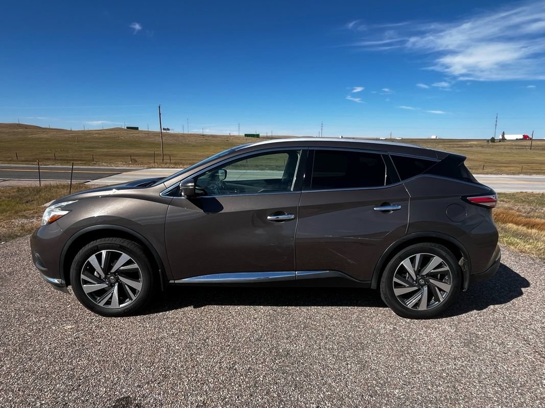 Used 2016 Nissan Murano Platinum w/ Platinum Technology Package FWD image 2