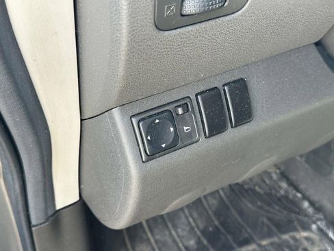 Used 2006 Nissan Pathfinder SE w/ (S01) Side Air Bags Pkg AWD/4WD image 20