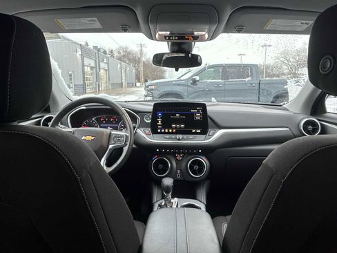 Used 2023 Chevrolet Blazer LT image 19