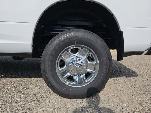 New 2026 RAM 2500 Tradesman AWD/4WD image 28