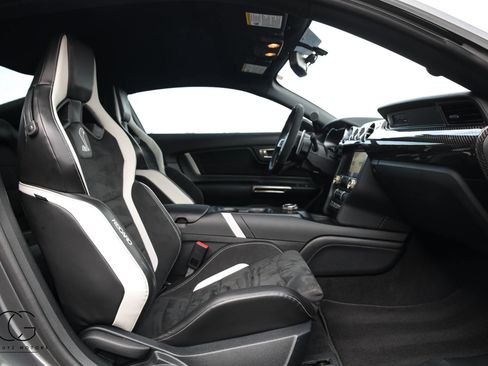 Used 2021 Ford Mustang Shelby GT500 w/ Technology Package image 36